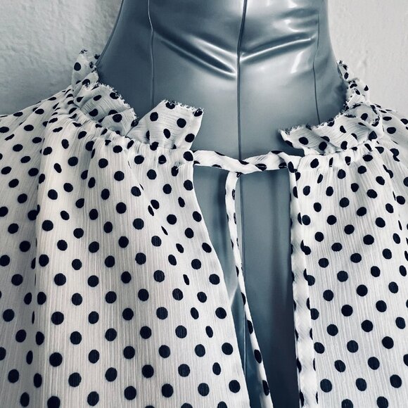 Cute J.Crew top, white with black dots, in 'S' - Picture 5 of 8